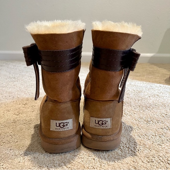 EUC UGG Josette Leather Bow Ankle Sheepskin Suede Boots Booties - Picture 14 of 15